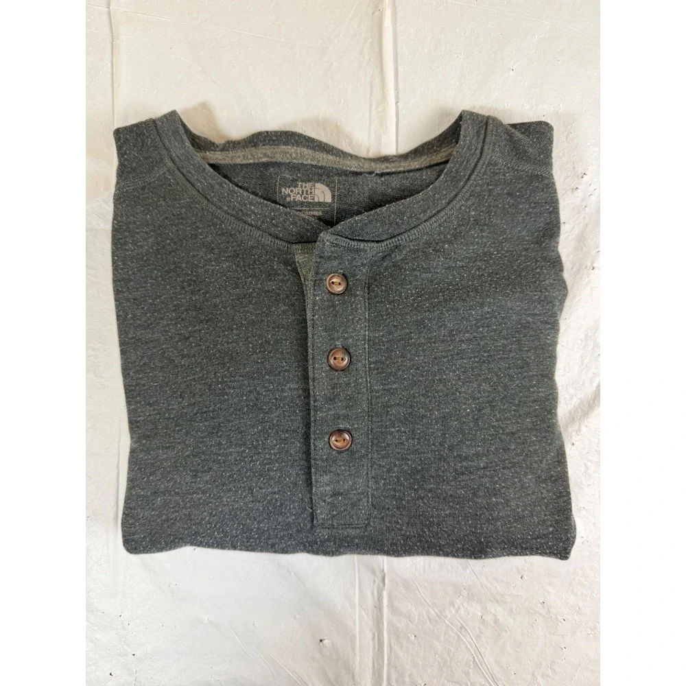 The North Face Mens FlashDry Henley Shirt Long Sleeve Gray Heather Large L/G